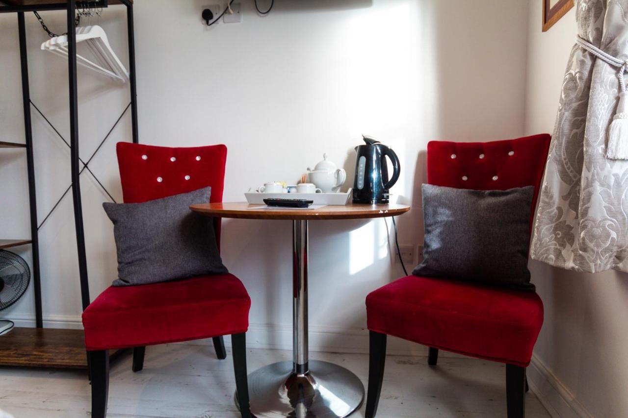 Domus House Studio Apartments In Chester City Centre With Free Parking By Rework Accommodation Экстерьер фото