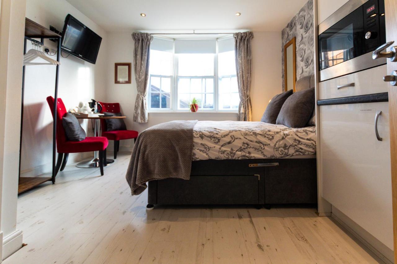 Domus House Studio Apartments In Chester City Centre With Free Parking By Rework Accommodation Экстерьер фото
