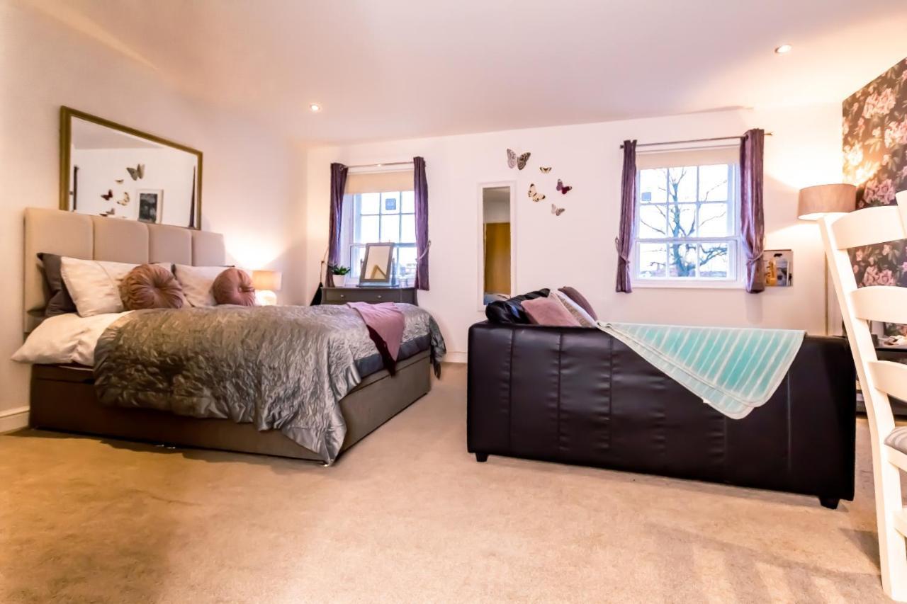 Domus House Studio Apartments In Chester City Centre With Free Parking By Rework Accommodation Экстерьер фото